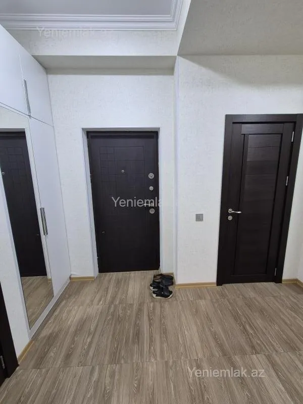 Satılır 3 otaqlı yeni tikili 86 m²