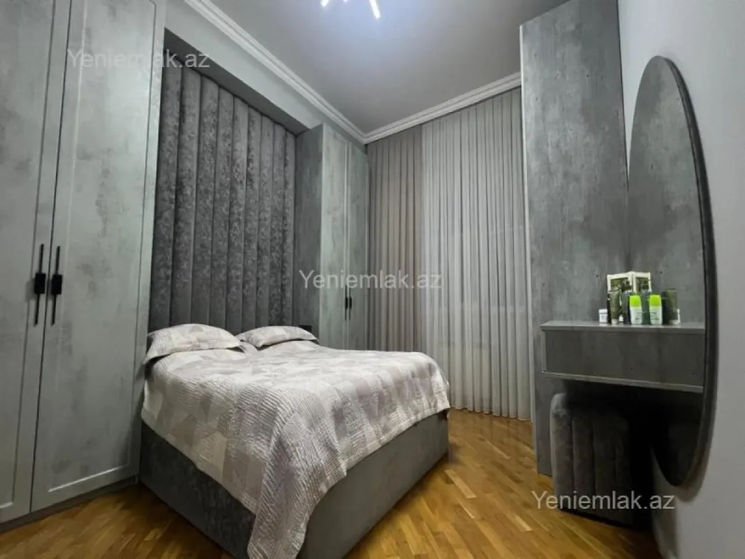 Satılır 4 otaqlı yeni tikili 125 m²