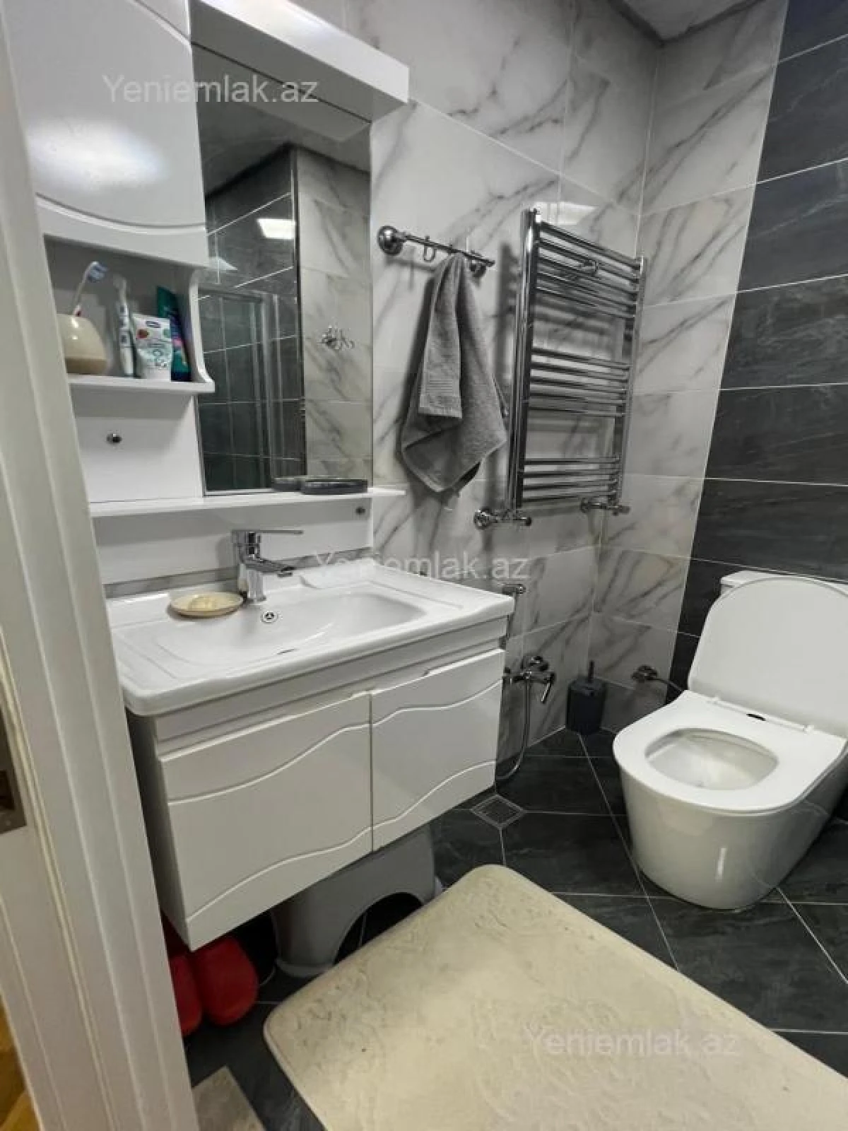 Satılır 4 otaqlı yeni tikili 125 m²