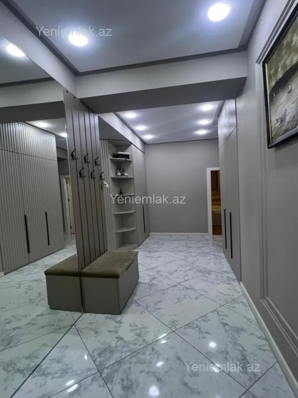 Satılır 4 otaqlı yeni tikili 125 m²