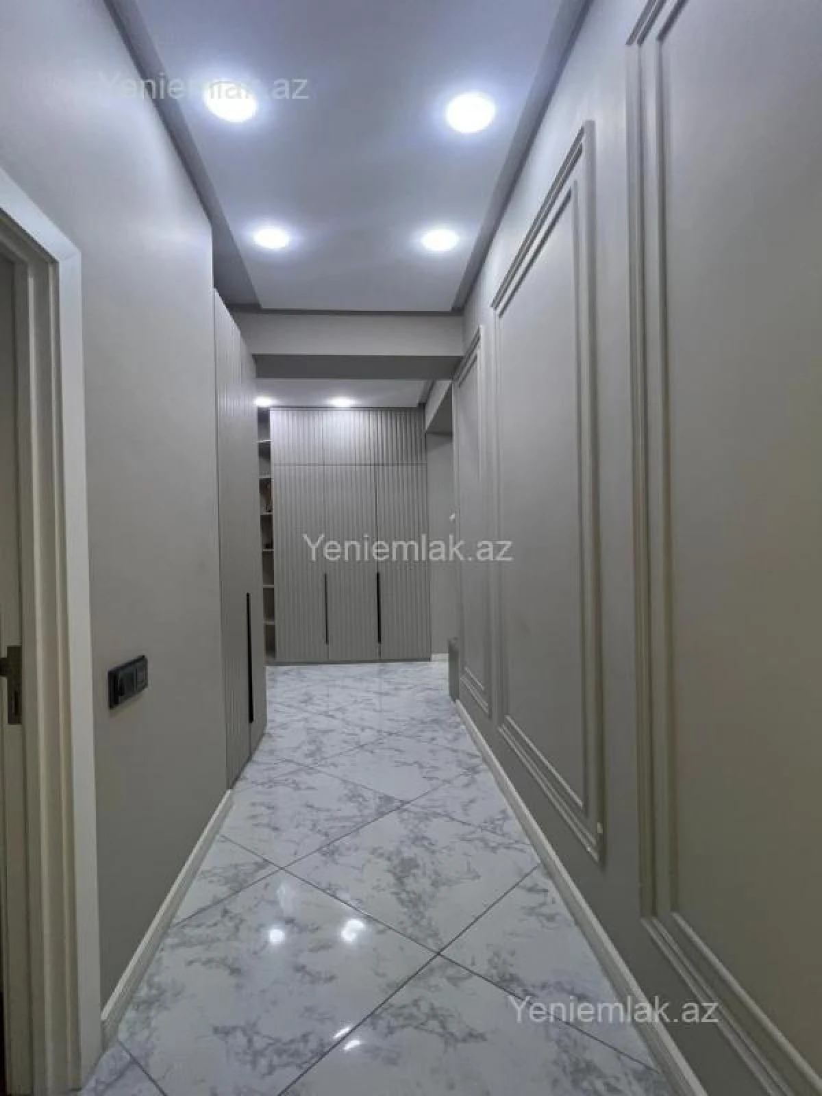Satılır 4 otaqlı yeni tikili 125 m²