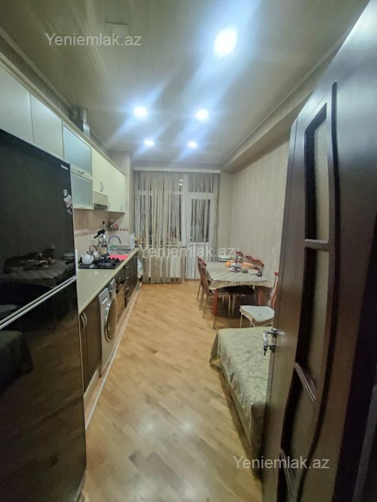 Satılır 3 otaqlı yeni tikili 98 m²