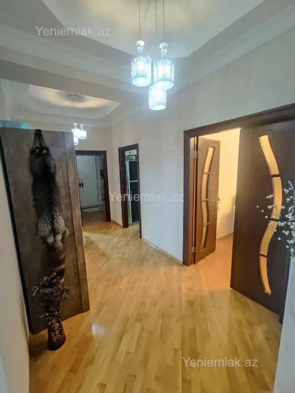 Satılır 3 otaqlı yeni tikili 98 m²