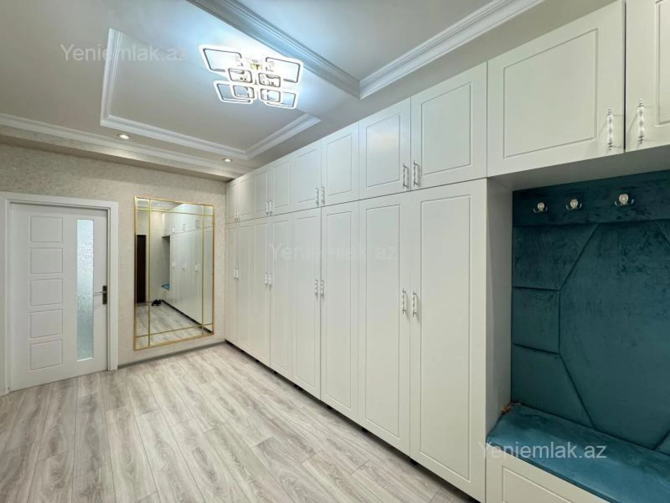 Satılır 3 otaqlı yeni tikili 100.7 m²