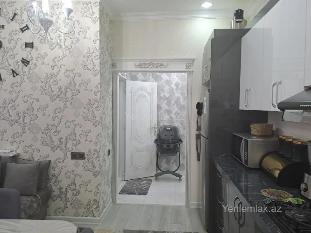 Satılır 2 otaqlı yeni tikili 62 m²