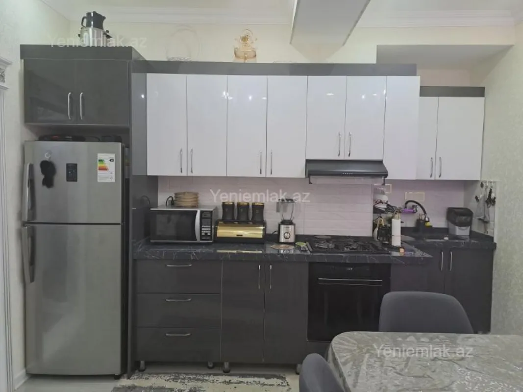 Satılır 2 otaqlı yeni tikili 62 m²