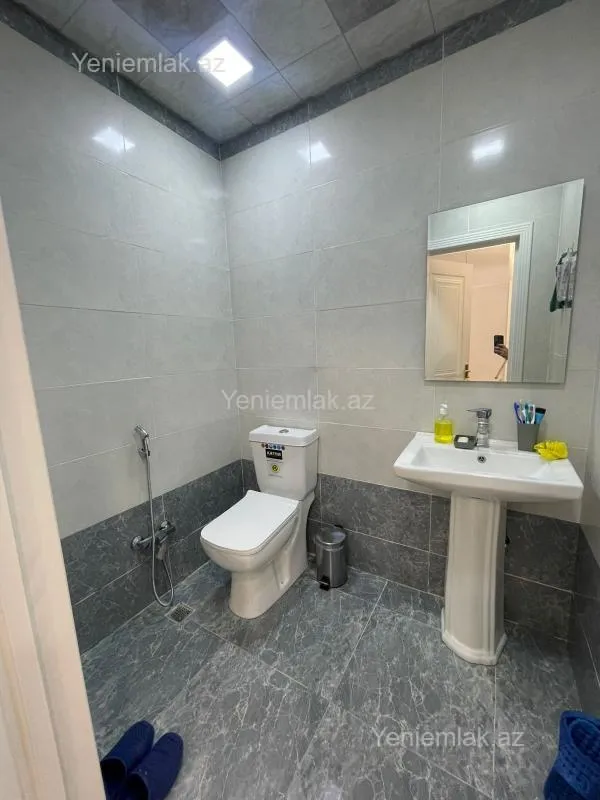 Satılır 3 otaqlı yeni tikili 110 m²