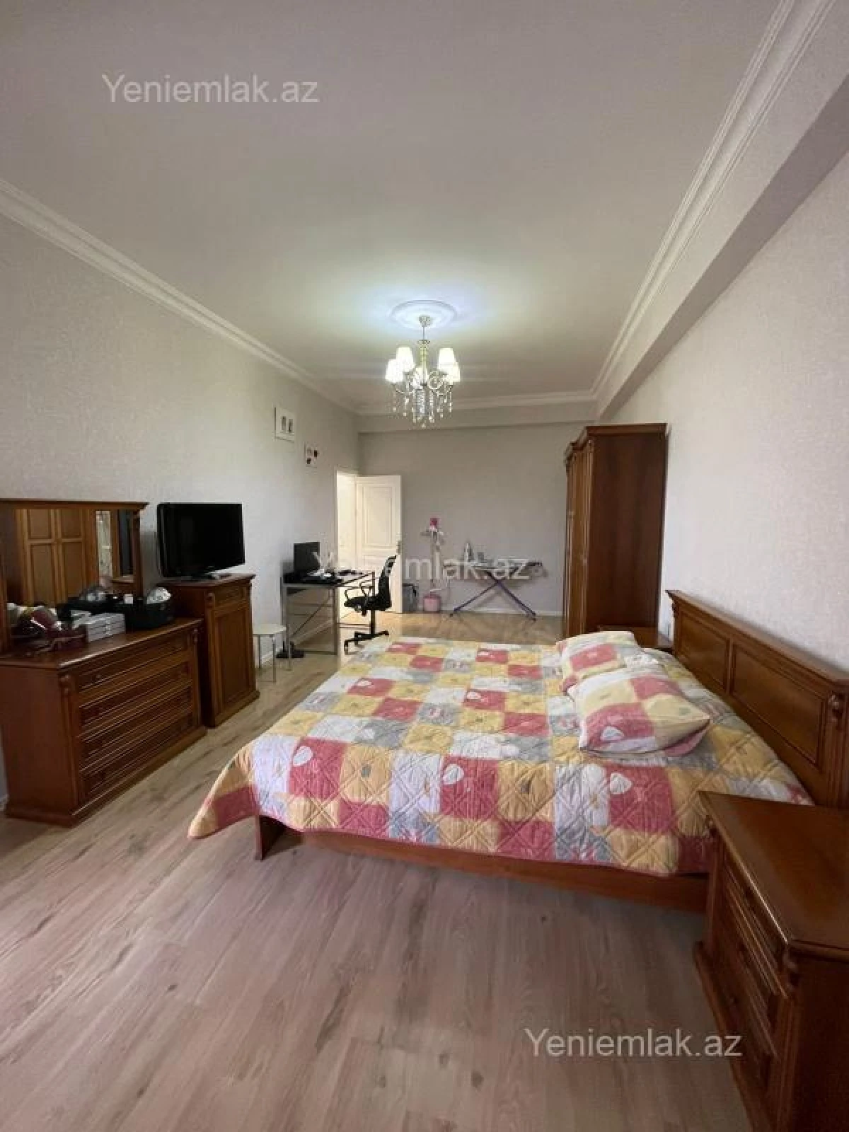 Satılır 3 otaqlı yeni tikili 110 m²