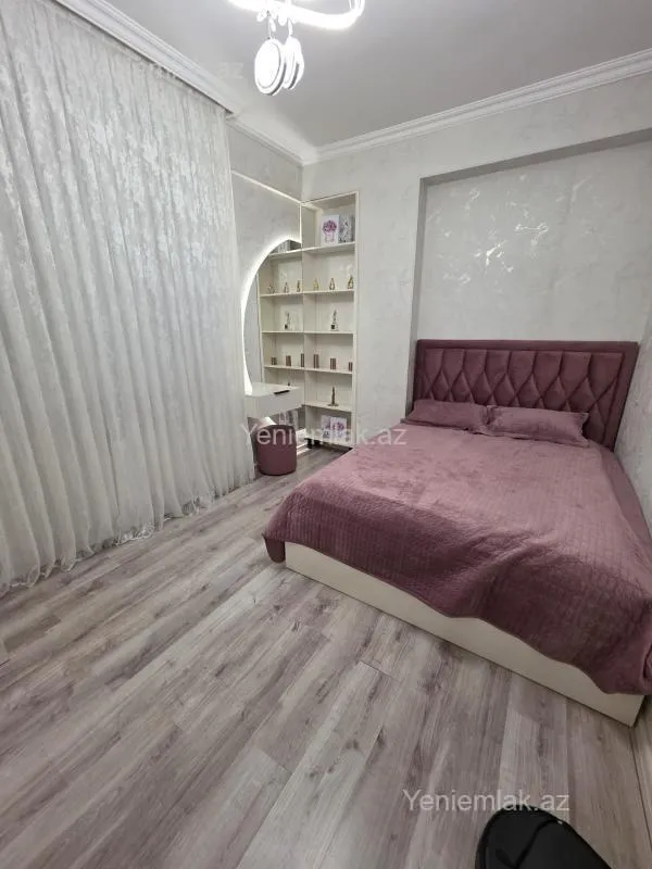 Satılır 3 otaqlı yeni tikili 73 m²