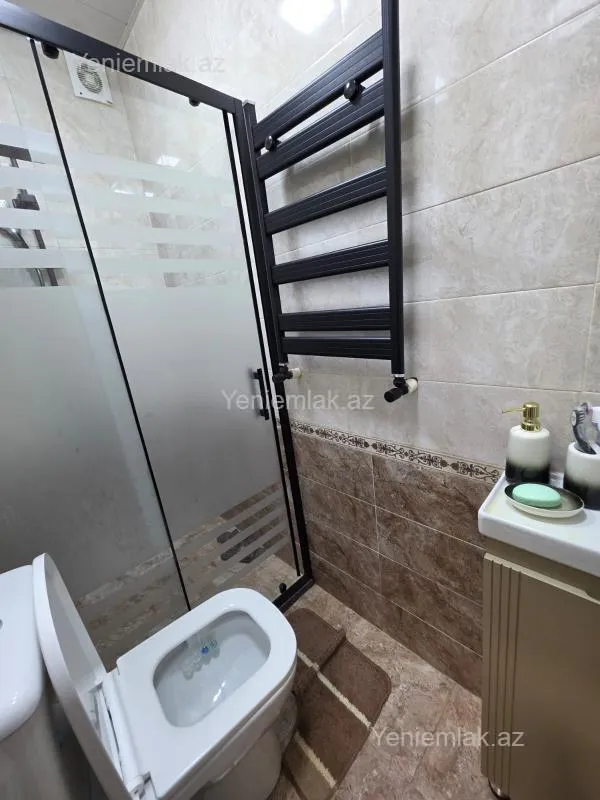 Satılır 3 otaqlı yeni tikili 73 m²