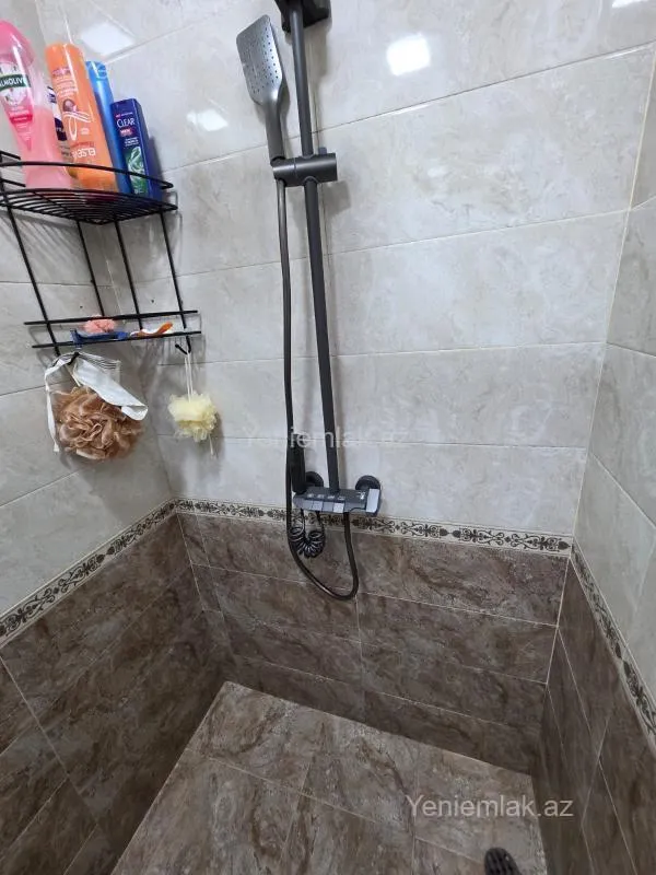 Satılır 3 otaqlı yeni tikili 73 m²