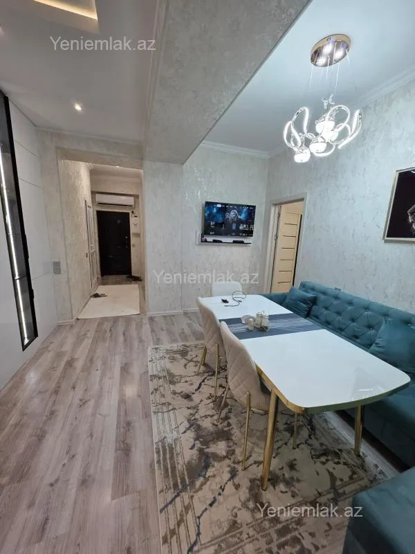 Satılır 3 otaqlı yeni tikili 73 m²