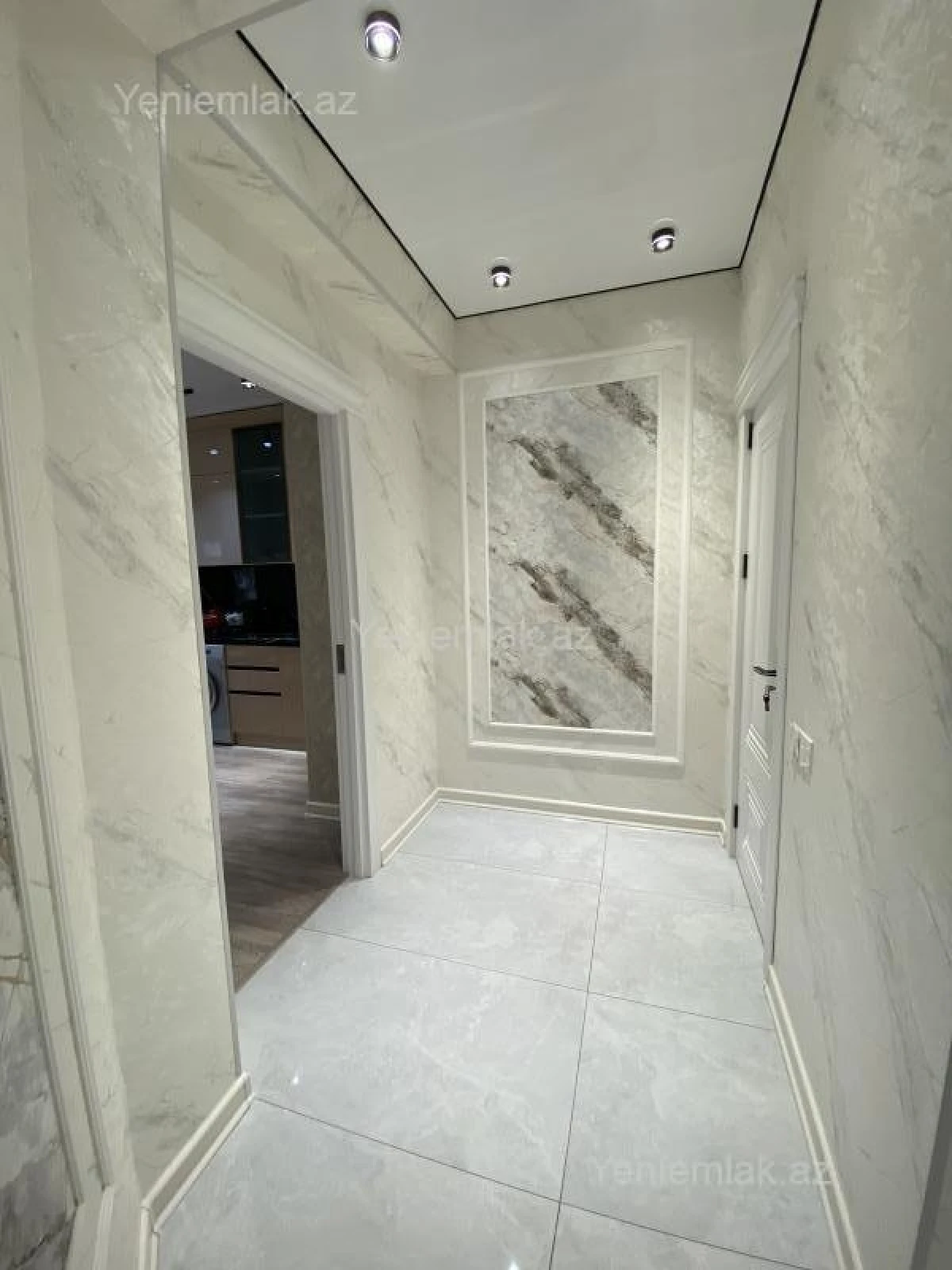 Satılır 2 otaqlı yeni tikili 95 m²
