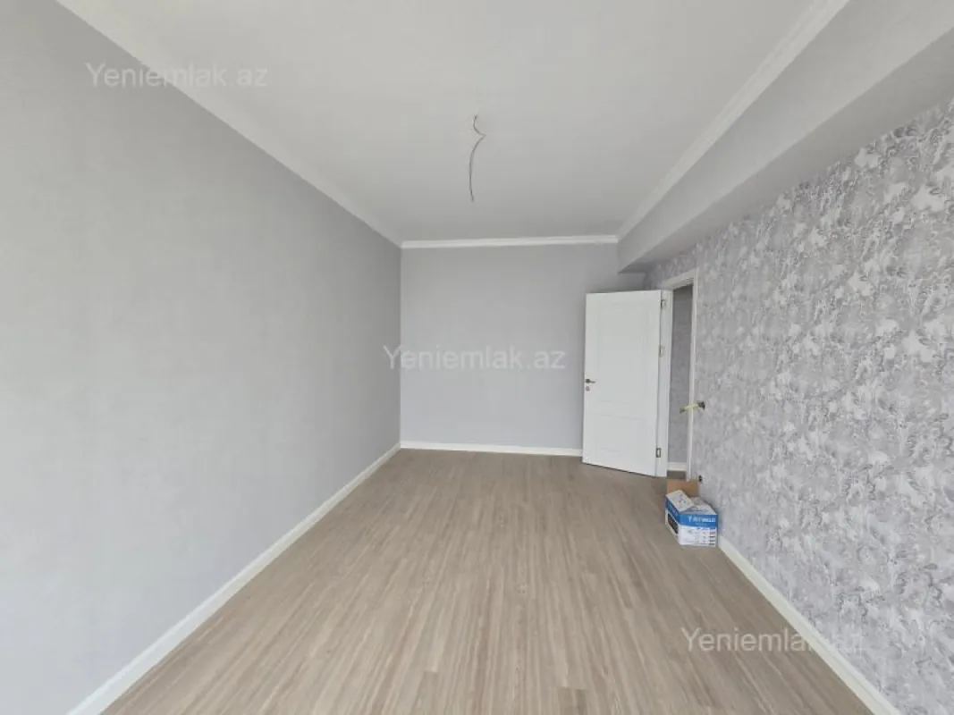 Satılır 3 otaqlı yeni tikili 78 m²