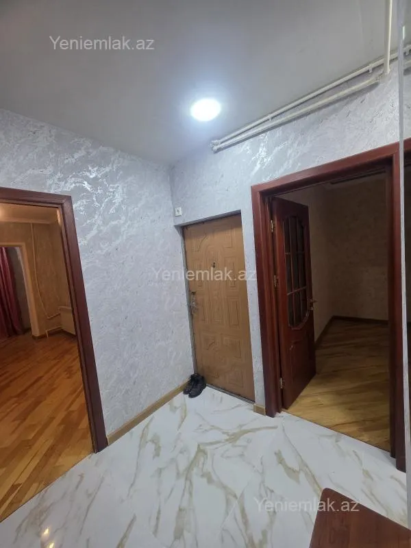 Satılır 2 otaqlı köhnə tikili 60 m²