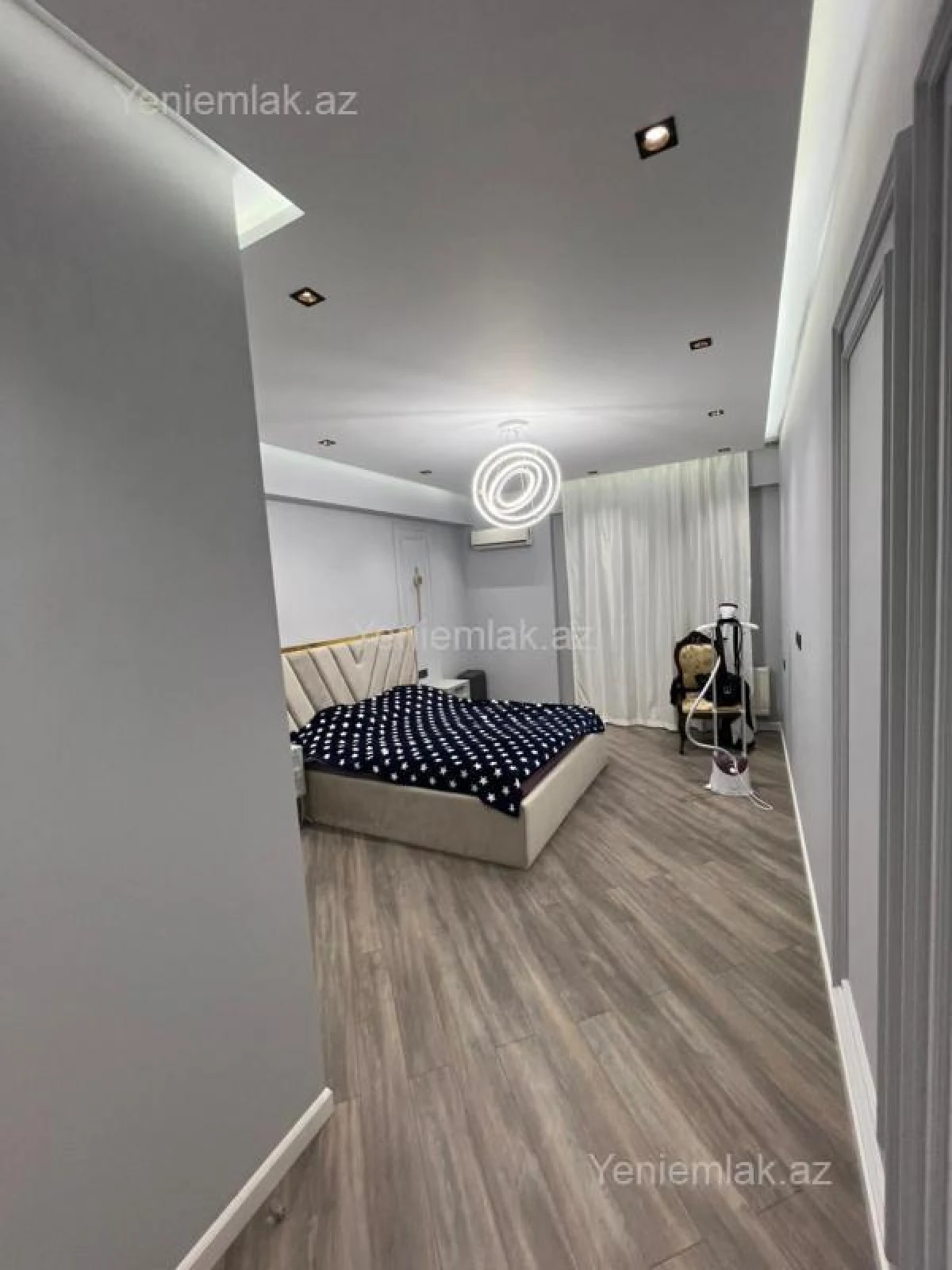 Satılır 3 otaqlı yeni tikili 136 m²