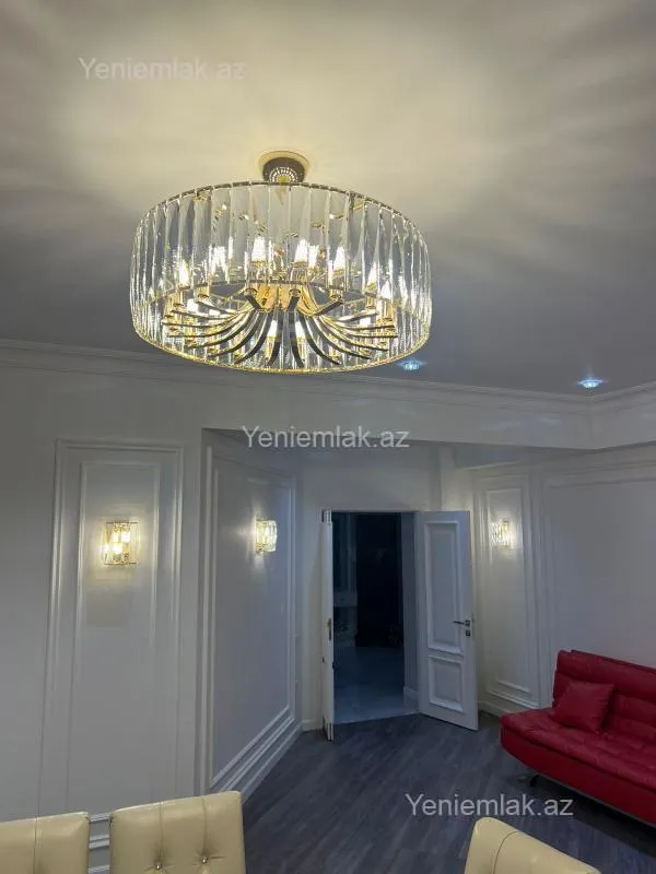 Satılır 3 otaqlı yeni tikili 136 m²