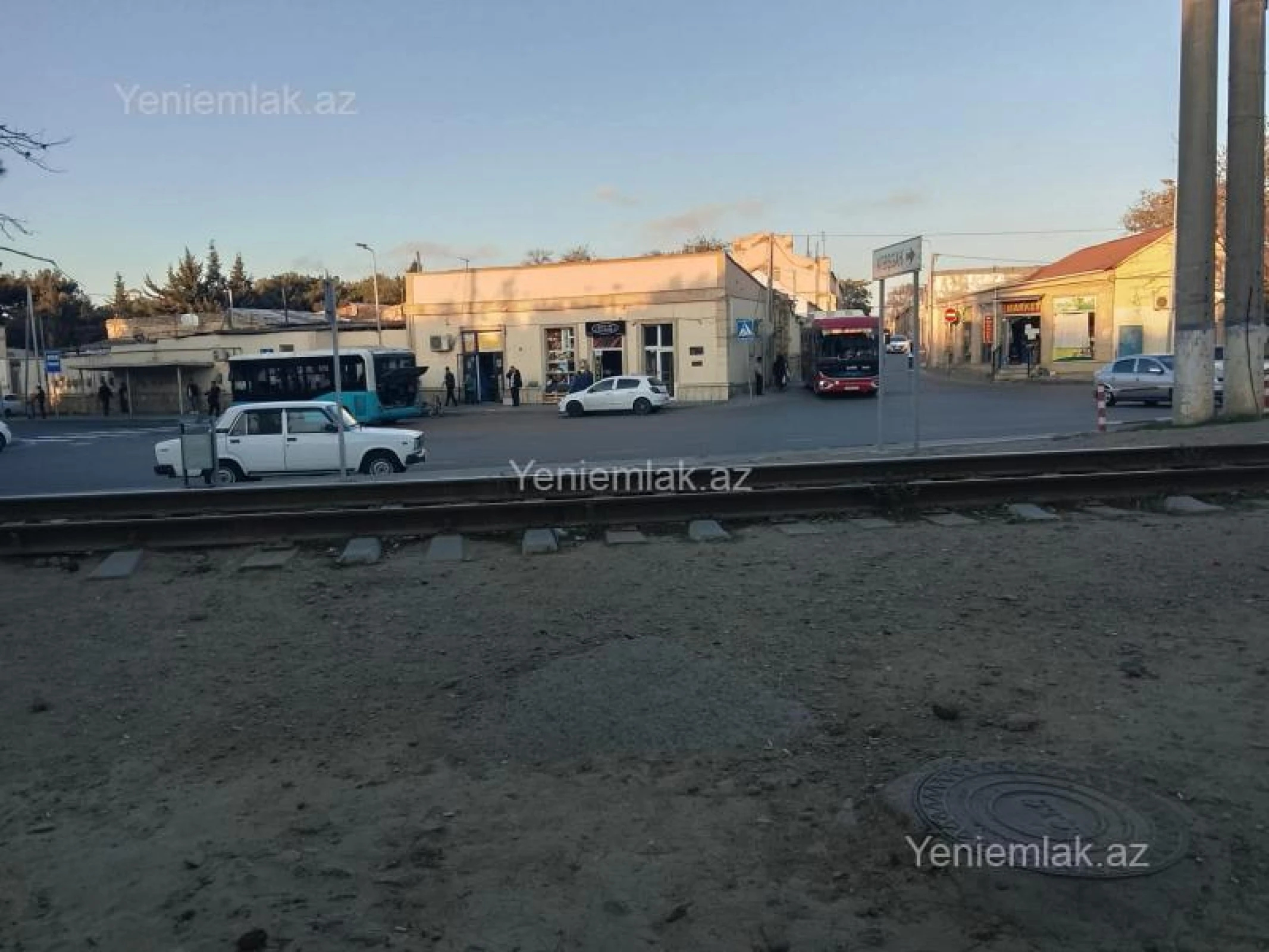 Satılır 3 otaqlı həyət evi 80 m²