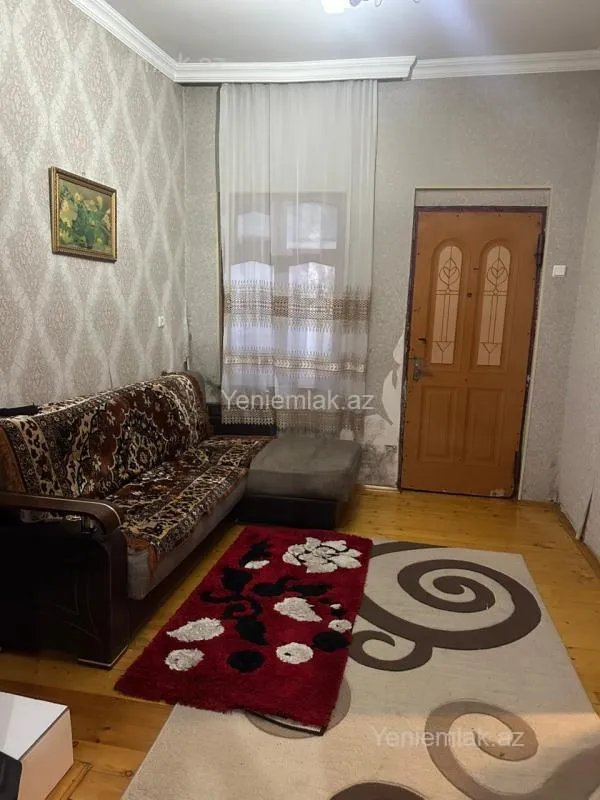 Satılır 3 otaqlı həyət evi 80 m²
