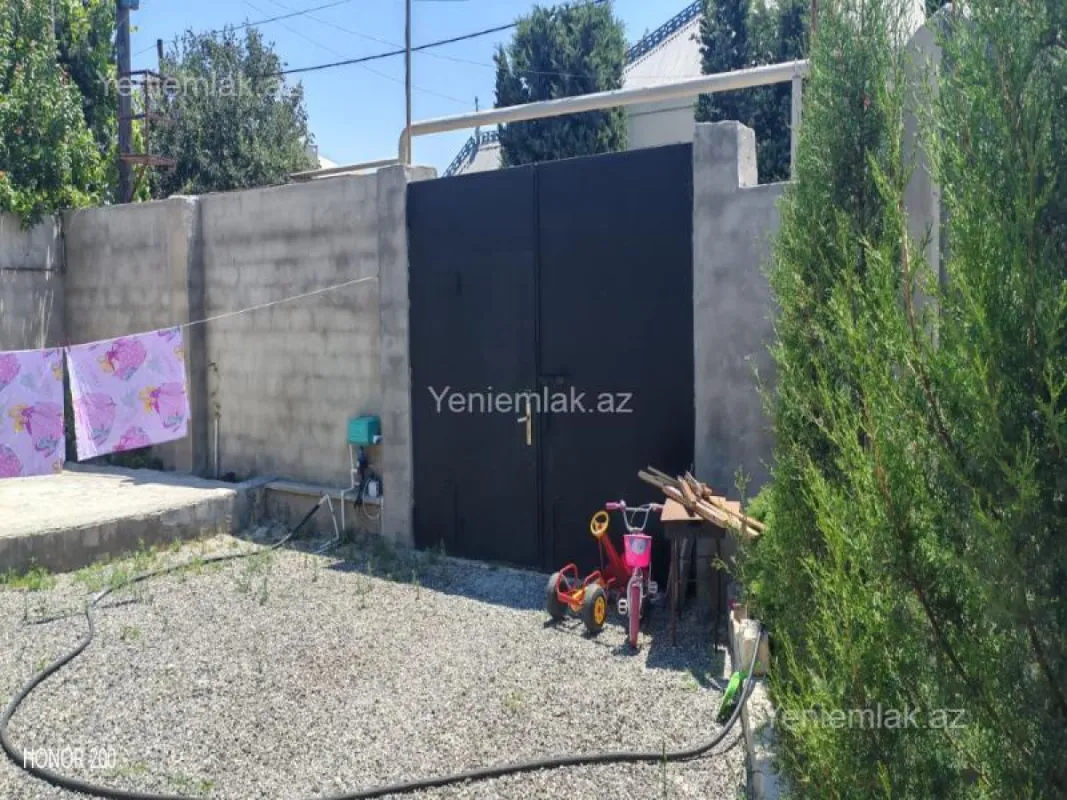 Satılır 3 otaqlı həyət evi 100 m²