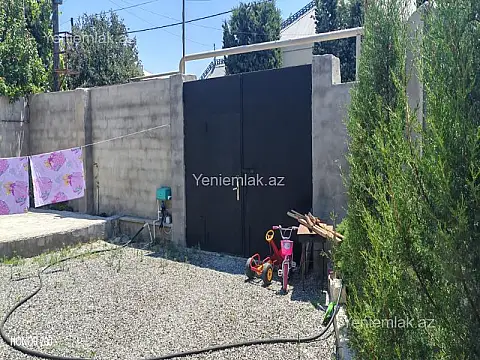 Satılır 3 otaqlı həyət evi 100 m²