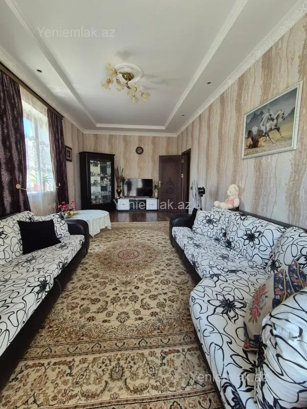 Satılır 3 otaqlı həyət evi 100 m²