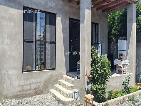 Satılır 3 otaqlı həyət evi 100 m²