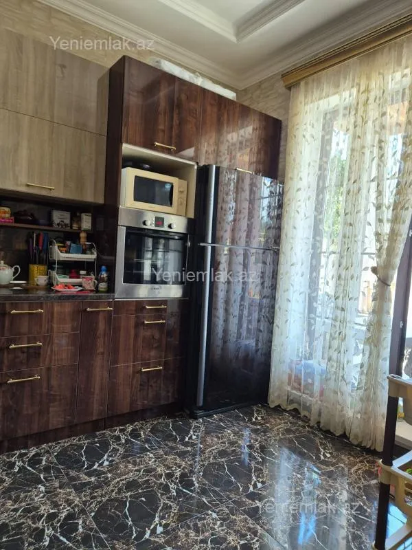 Satılır 3 otaqlı həyət evi 100 m²