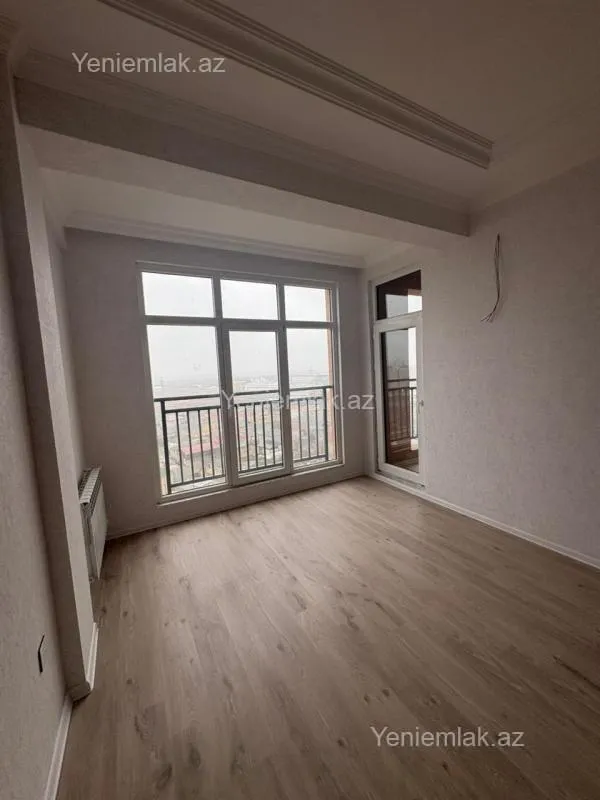 Satılır 2 otaqlı yeni tikili 72 m²