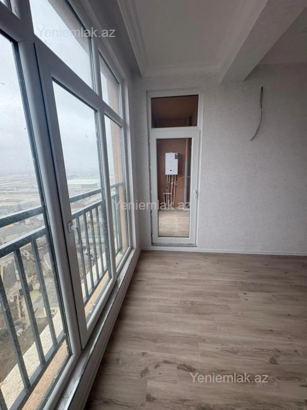 Satılır 2 otaqlı yeni tikili 72 m²