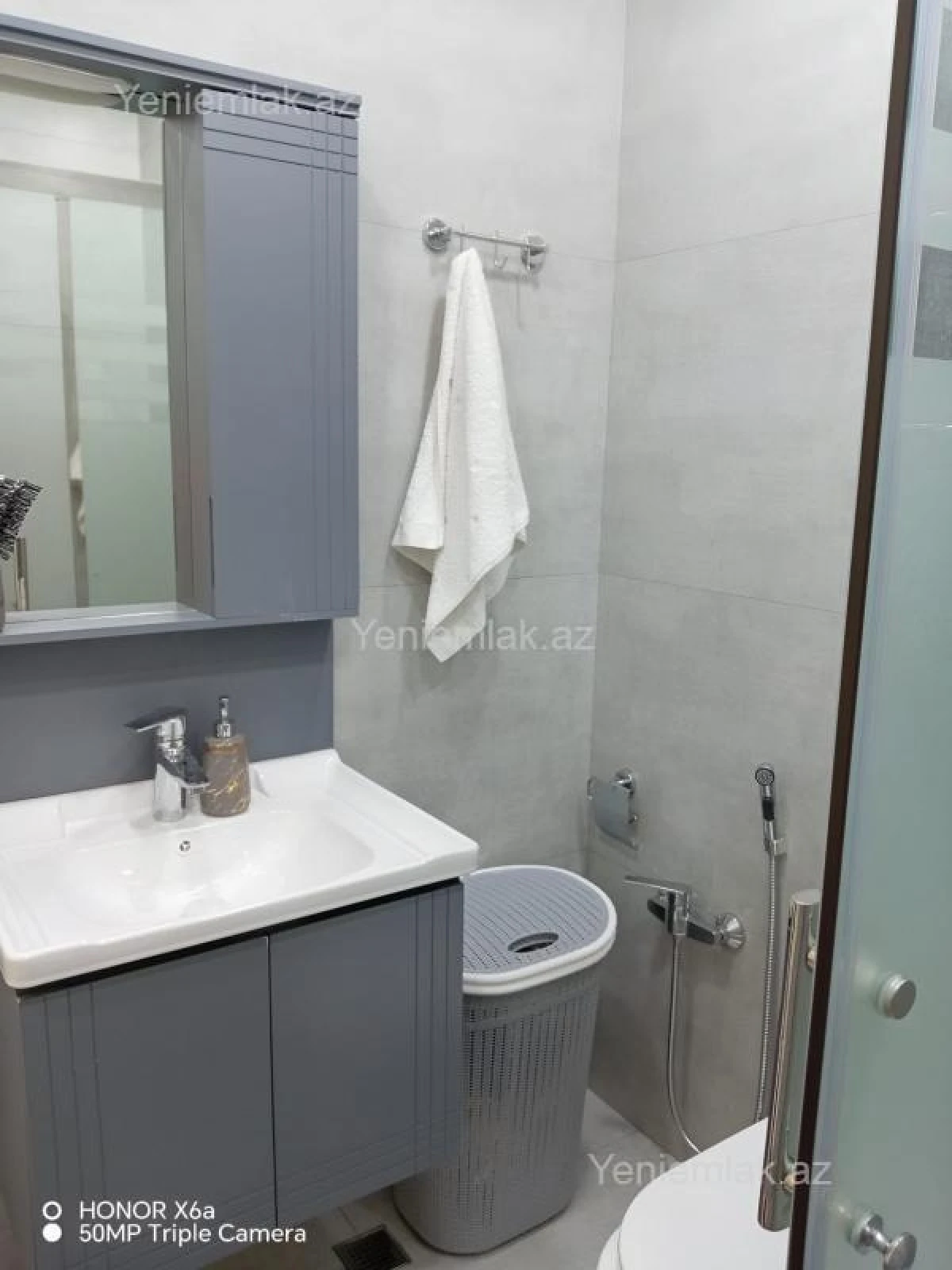 Satılır 2 otaqlı yeni tikili 60 m²