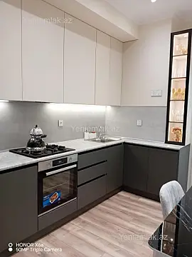 Satılır 2 otaqlı yeni tikili 60 m²
