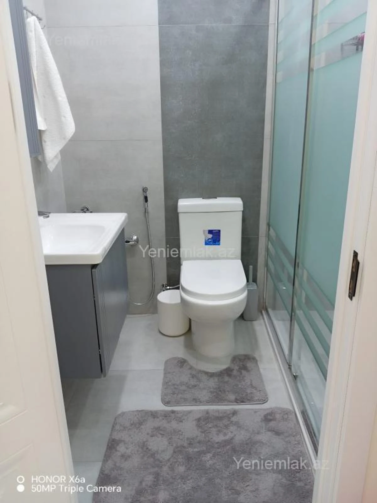 Satılır 2 otaqlı yeni tikili 60 m²