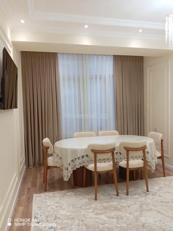 Satılır 2 otaqlı yeni tikili 60 m²