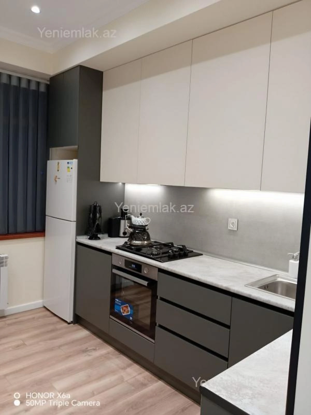 Satılır 2 otaqlı yeni tikili 60 m²