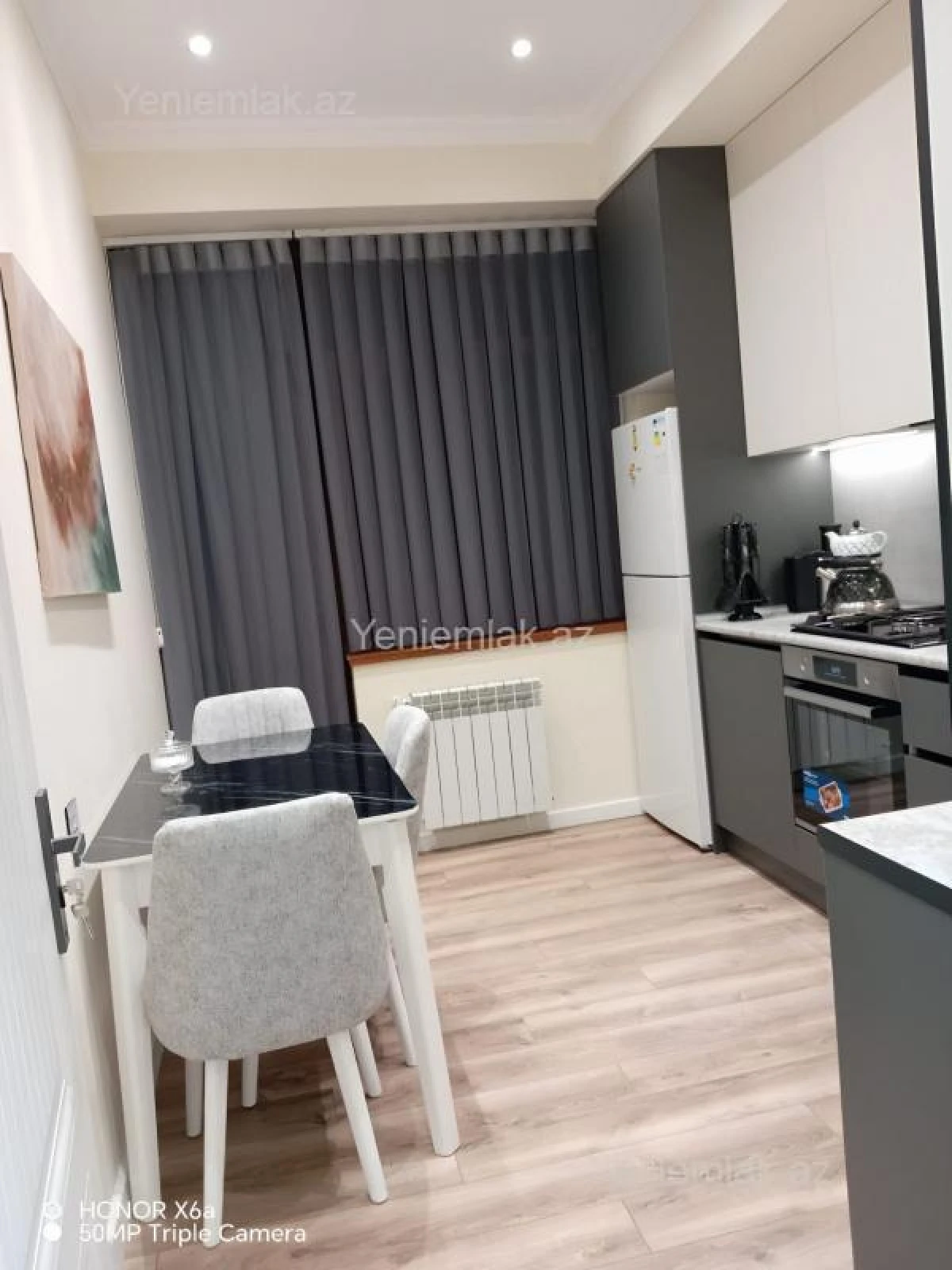 Satılır 2 otaqlı yeni tikili 60 m²