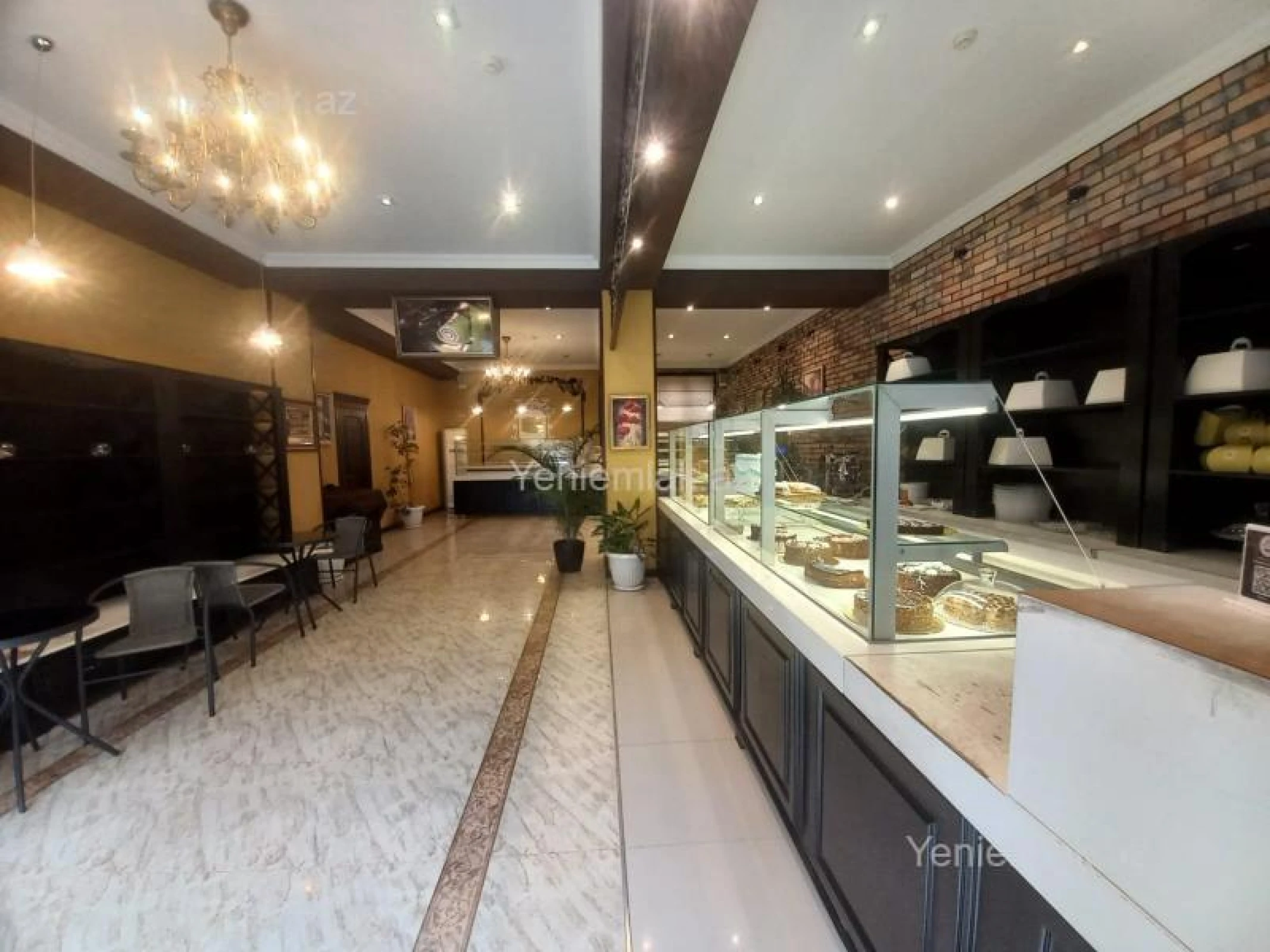 Satılır 5 otaqlı obyekt 420 m²