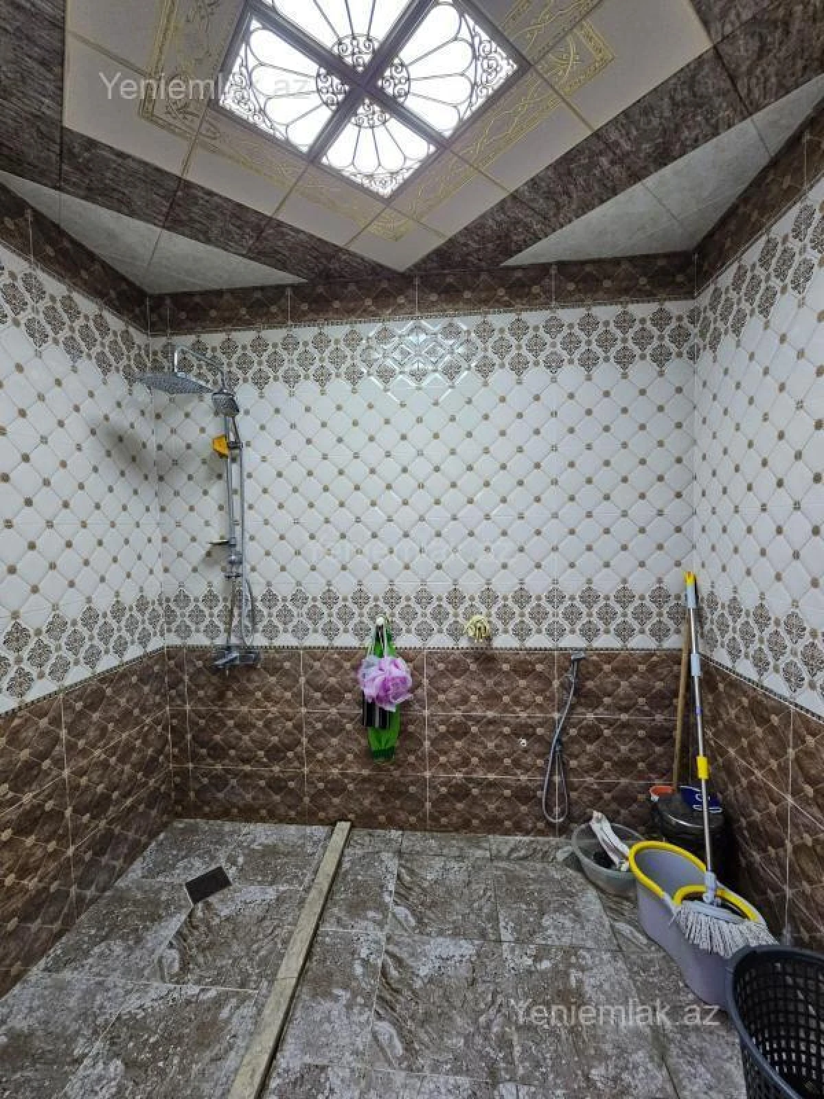 Satılır 3 otaqlı yeni tikili 130 m²