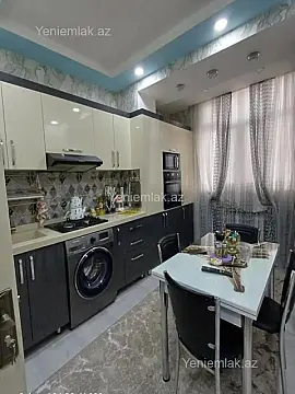 Satılır 1 otaqlı köhnə tikili 42 m²