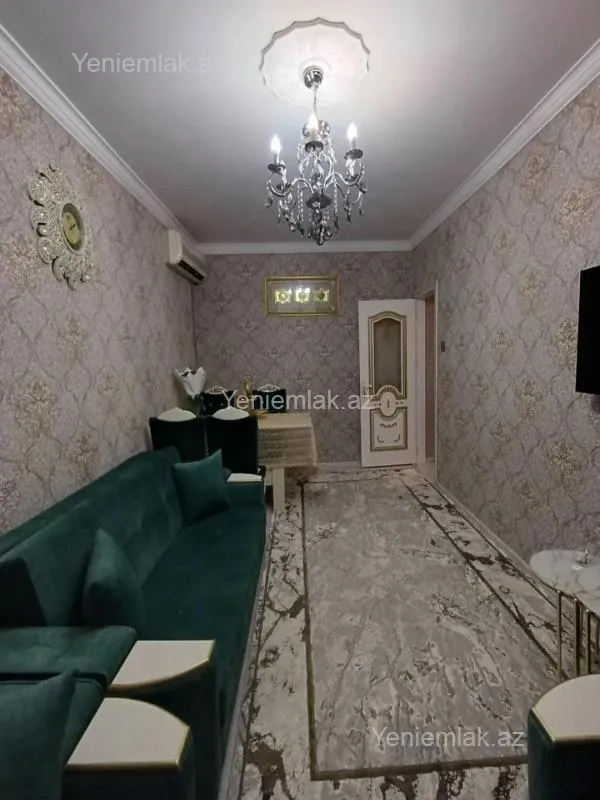 Satılır 1 otaqlı köhnə tikili 42 m²