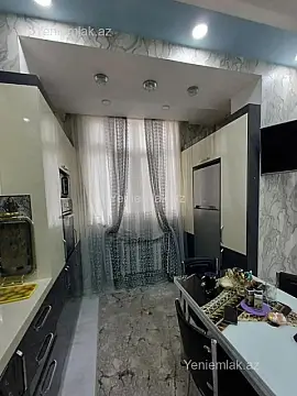 Satılır 1 otaqlı köhnə tikili 42 m²