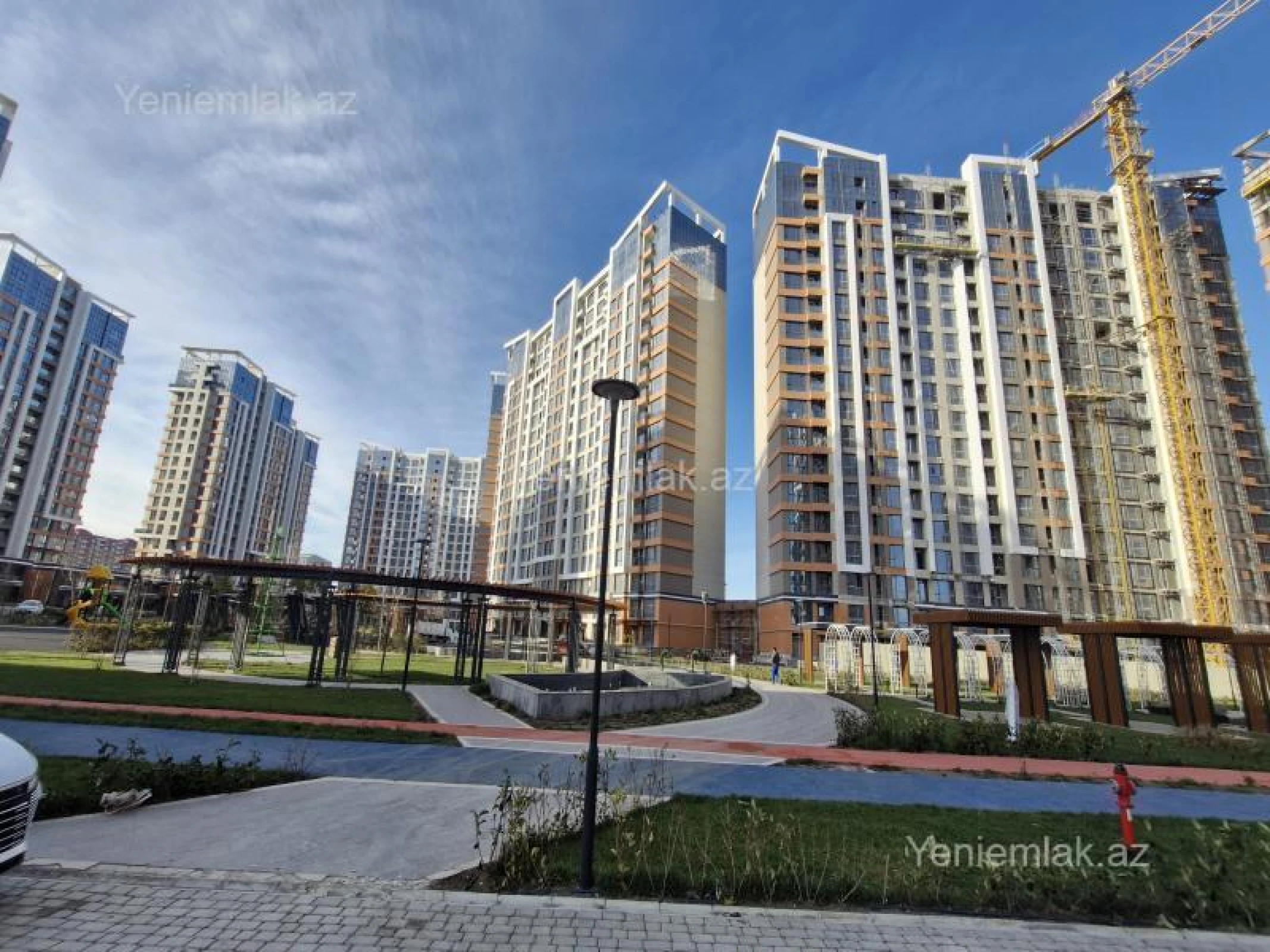 Satılır 3 otaqlı yeni tikili 107 m²