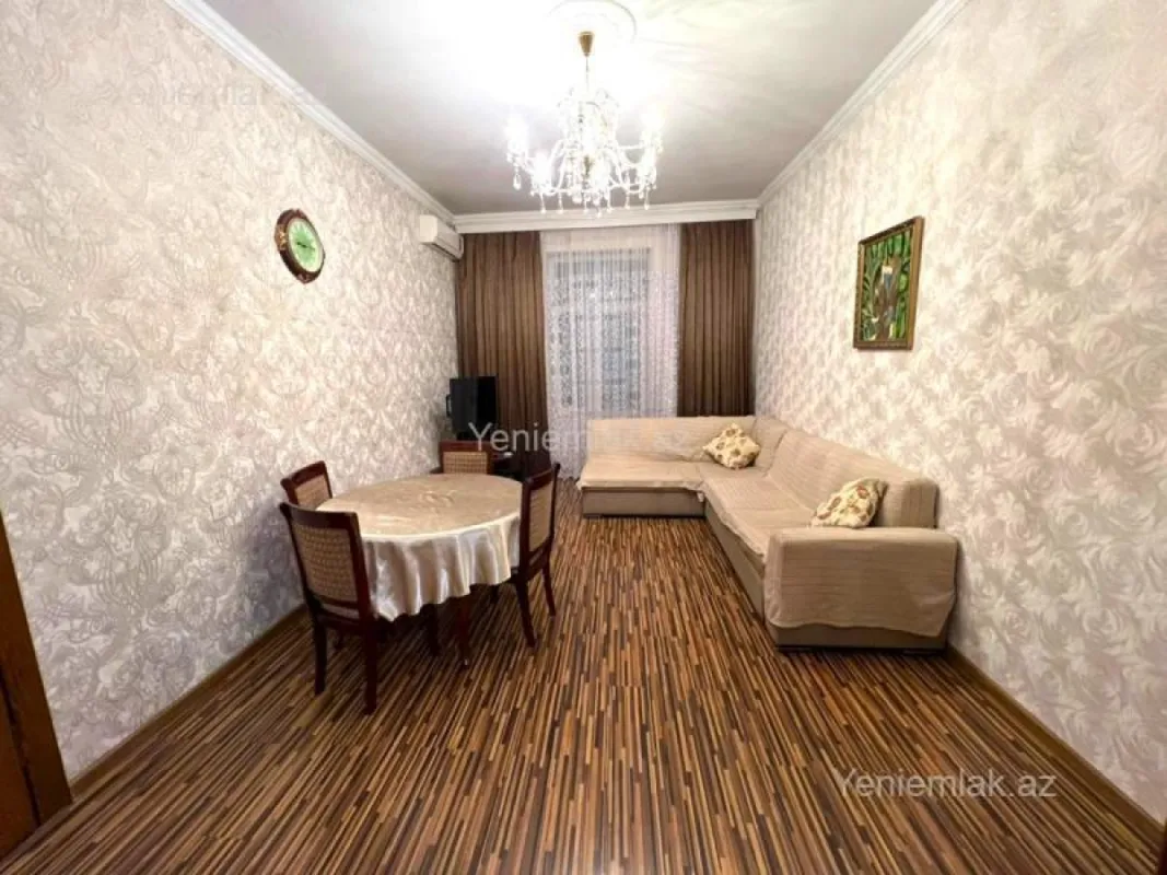 Satılır 3 otaqlı köhnə tikili 90 m²
