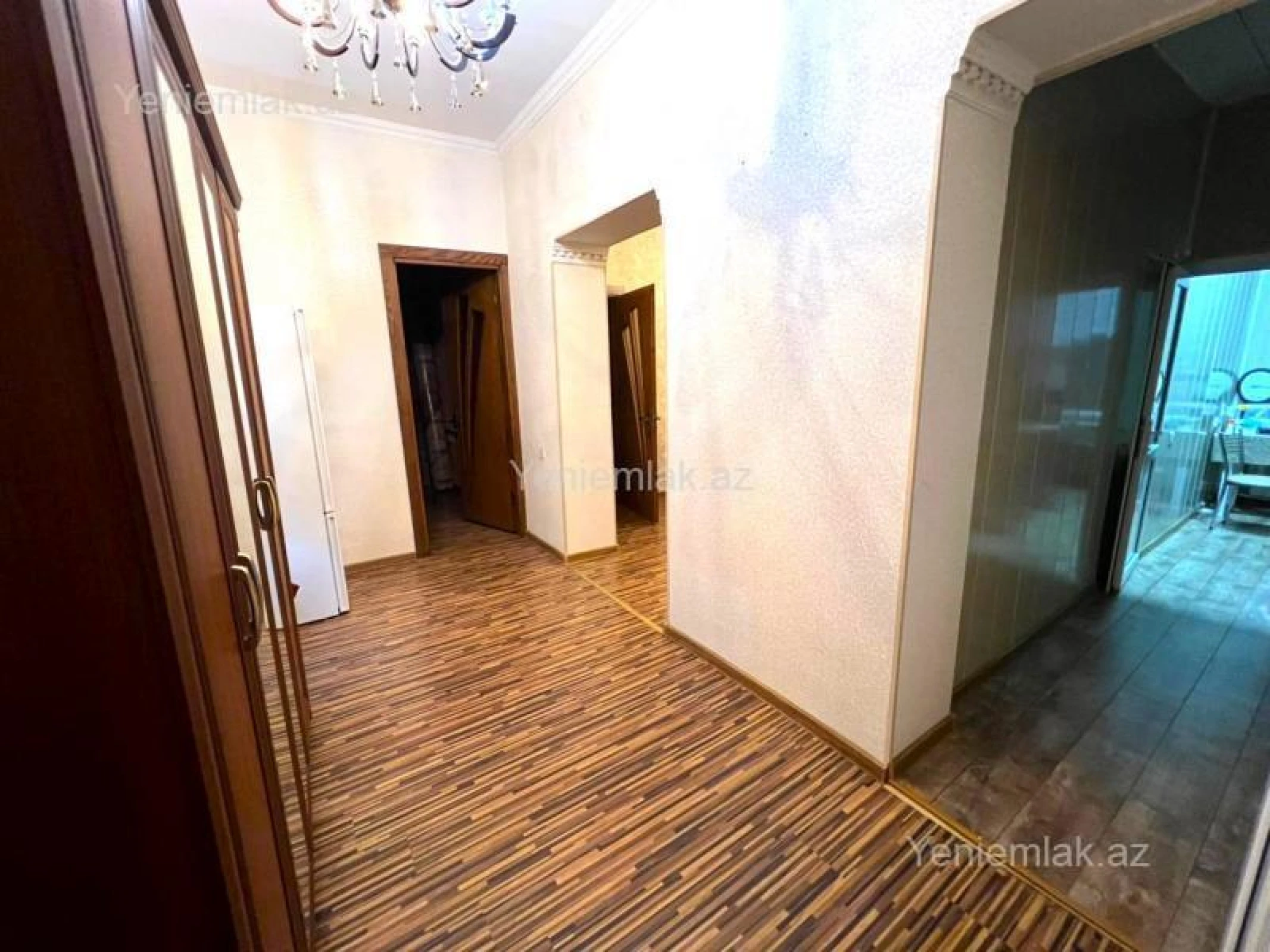 Satılır 3 otaqlı köhnə tikili 90 m²