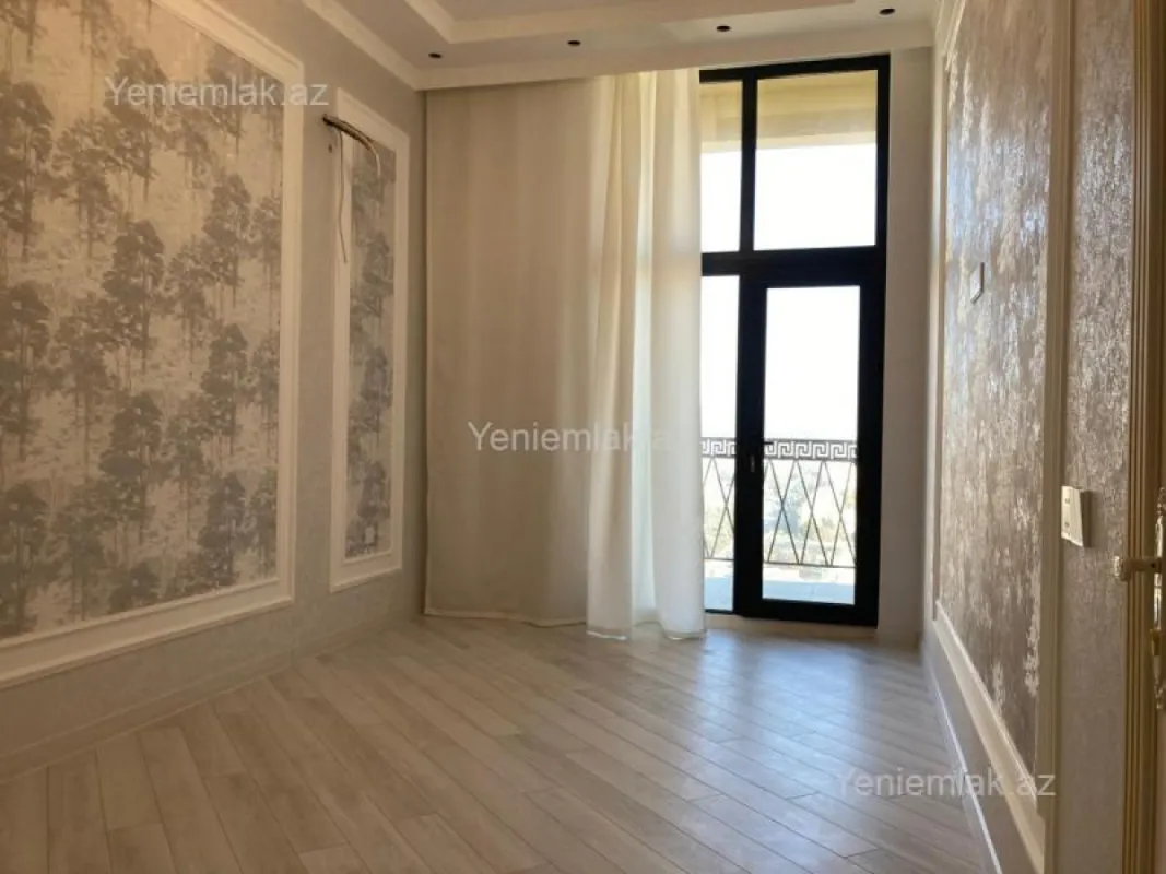 Satılır 2 otaqlı yeni tikili 81 m²