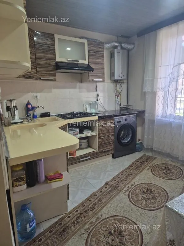 Satılır 2 otaqlı köhnə tikili 50 m²