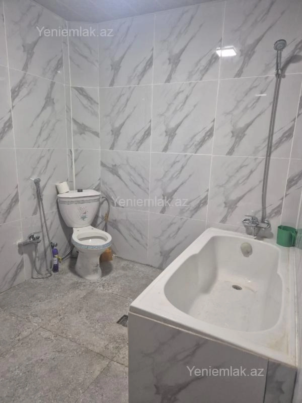 Satılır 2 otaqlı köhnə tikili 50 m²