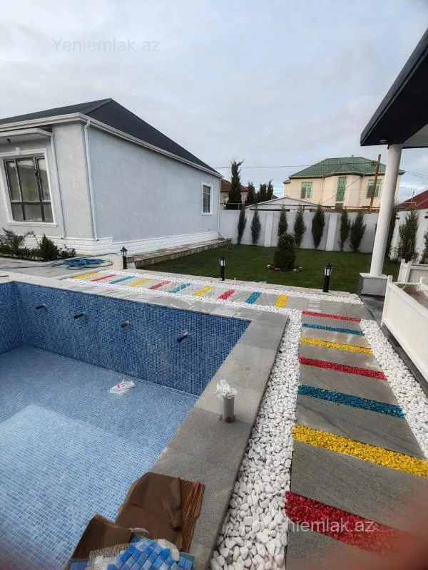 Satılır 4 otaqlı həyət evi 150 m²