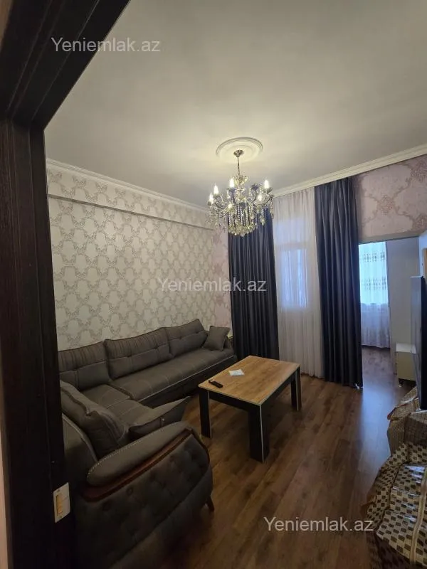 Satılır 2 otaqlı yeni tikili 60 m²