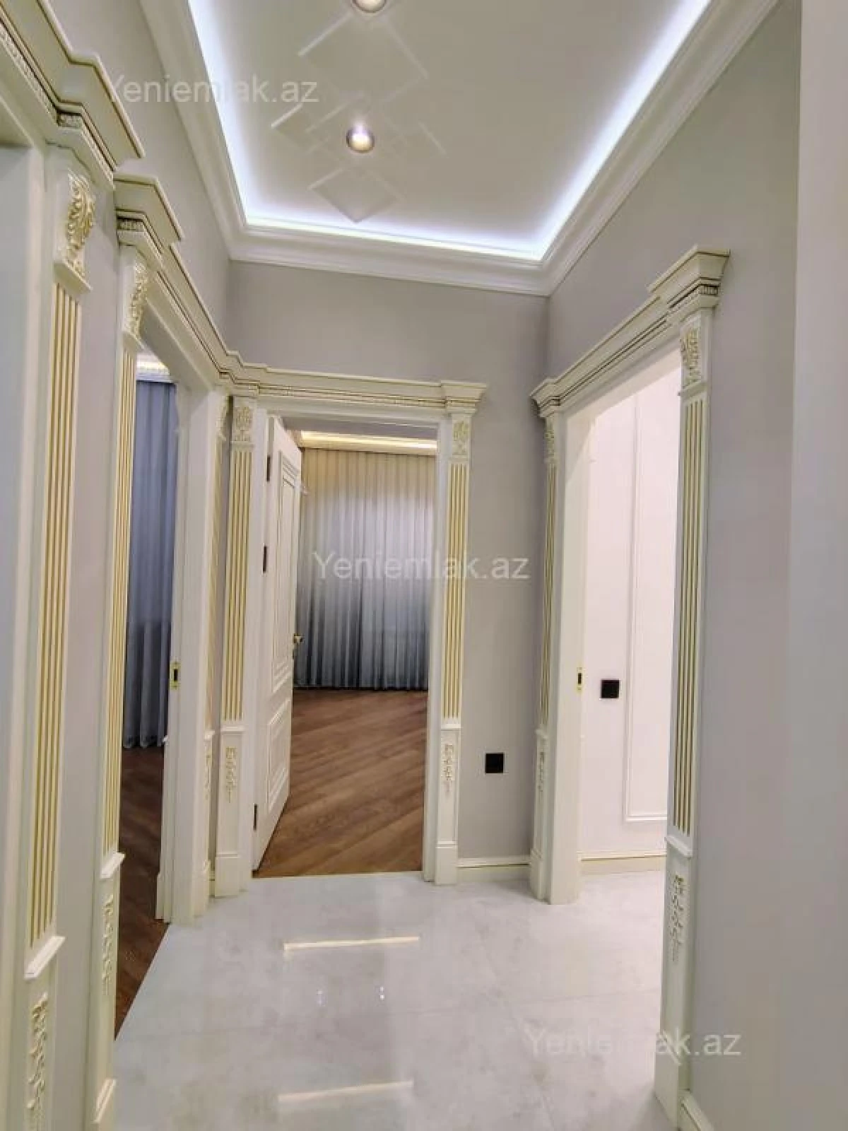 Satılır 4 otaqlı köhnə tikili 142 m²